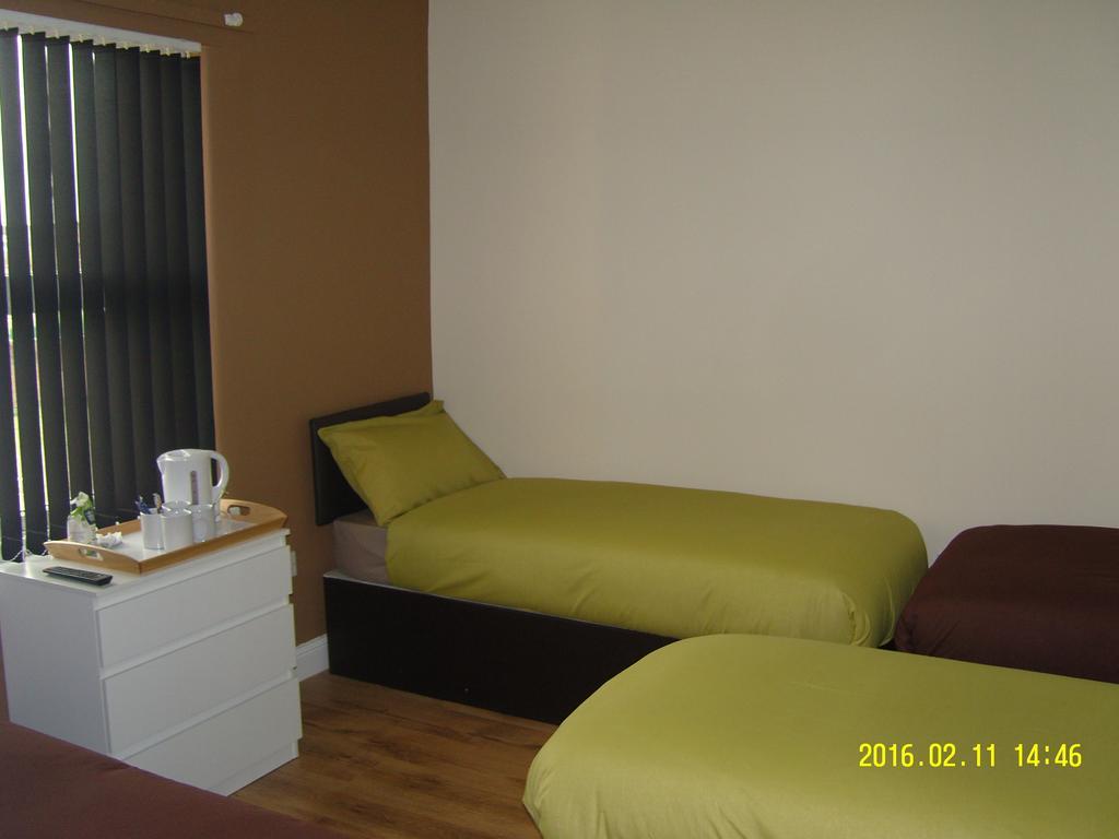 The Kop View Hotell Liverpool Exteriör bild