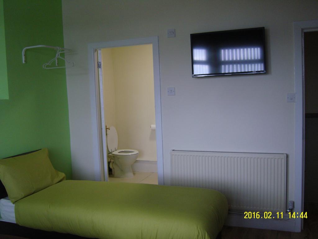 The Kop View Hotell Liverpool Rum bild