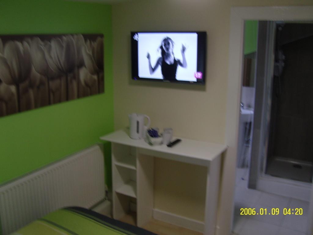 The Kop View Hotell Liverpool Exteriör bild